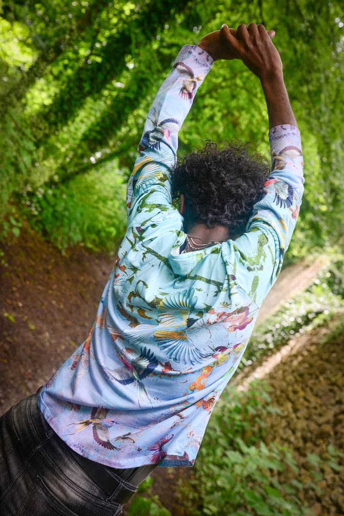 Long sleeve bird pattern t-shirt, long sleeve designer cotton t-shirt, t-shirts sold in Derbyshire, Bird pattern light blue t-shirt, Things to do in Wirksworth 
