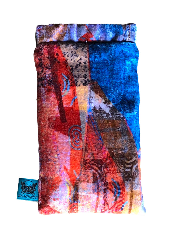 designer velvet glasses case, luxury velvet glasses case, designer velvet glasses case, purple velvet glasses case, glasses case for sale UK, gifts for him, gifts for her,  luxury gifts for sale UK